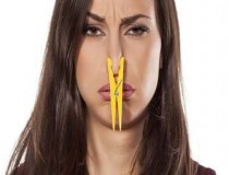 Khí hư có mùi chua là bệnh gì? Cách điều trị