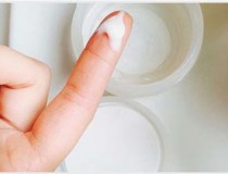 Ra nhiều khí hư màu trắng sữa là bệnh gì?
